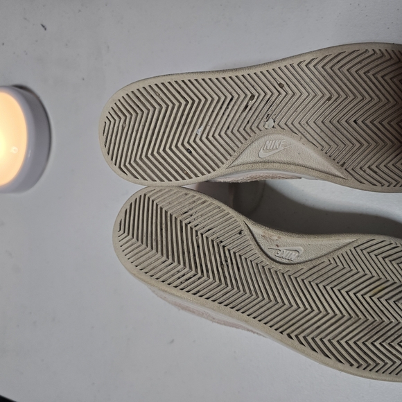 Nike White High-Top Sneakers - Picture 7 of 7